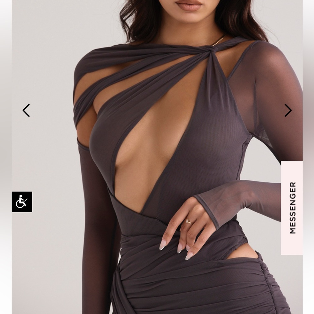 LILAH 

SHADOW ASYMMETRIC CUTOUT BODYSUIT Grey
House of CB